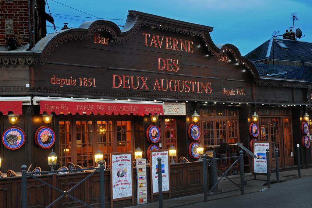 La Taverne Des Deux Augustins Etretat Exterior photo